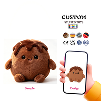 Un jouet en peluche en forme de gâteau au chocolat brun, en matériau PP écologique de haute qualité, tout neuf, doux au toucher et respirant, personnalisable.