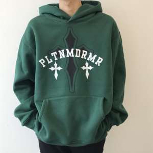 เสื้อฮู้ดและเสื้อสเวตเตอร์ของผู้ชายผ้าคอตตอน100% ขนาดใหญ่พิมพ์ลายพัฟโลโก้ด้านหน้า - Product Image 2