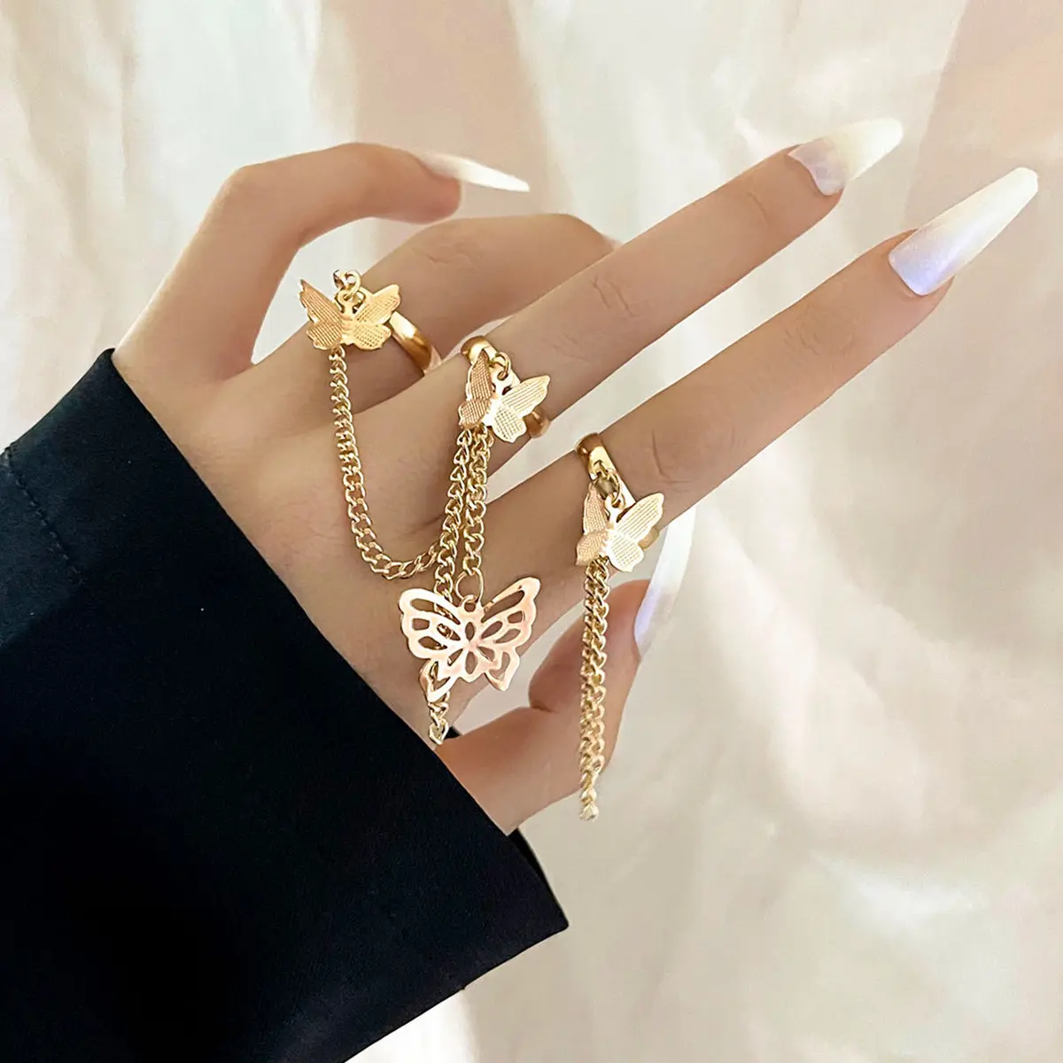 Gold Vintage Punk Butterfly Ring With Bracelet Link Wrist Chain Women Charms Finger Bracelet Lady Trendy Aesthetic Jewelry Gift