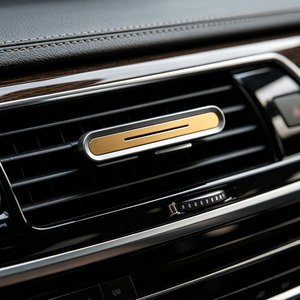 Diffuseur de parfum pour voiture de qualité supérieure, faible MOQ, boîte personnalisée, compatible avec 99 % des aérateurs de voiture, accessoires intérieurs pour voiture - Product Image 6