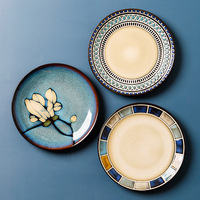 Assiettes de service rétro en céramique peintes à la main, motif rayé, plusieurs couleurs, compatibles micro-ondes, avec glaçure transformée au four, vente en gros