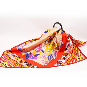 Sciarpa in Puro <span class=keywords><strong>Cotone</strong></span> 90*90cm, Vendita all'Ingrosso/Personalizzata, <span class=keywords><strong>Bandana</strong></span> Economica e alla Moda per Donne, Novità 2026 - Product Image 4