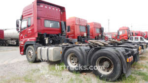 Tête de tracteur Dongfeng 6x4 Camion robuste Moteur 6x4 fiable pour le <span class=keywords><strong>transport</strong></span> <span class=keywords><strong>longue</strong></span> <span class=keywords><strong>distance</strong></span> - Product Image 4