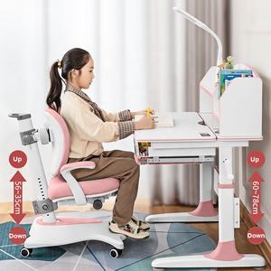 人体工程学设计可调高度木质儿童青少年学习桌，用于书写、阅读、绘画 - Product Image 4