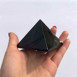 Pyramide en cristal de quartz naturel en gros, pyramide en obsidienne pour la méditation et la décoration intérieure - Product Image 2