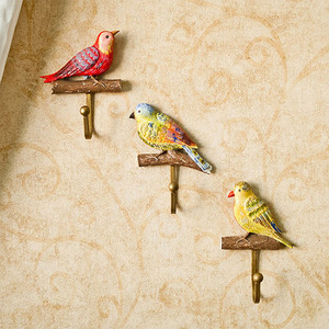 Uccello sul ramo di albero appendiabiti da parete produttore in resina artigianato uccelli pappagallo ami decorativi uccelli decorazioni per la casa - Product Image 3