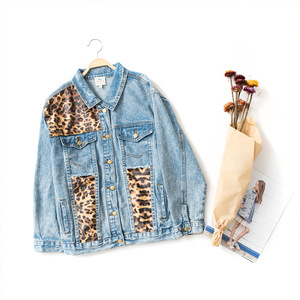 Vestes en jean fantaisie avec patchs léopard et boutons métalliques pour filles d'âge moyen - Product Image 4