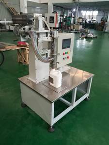 Machine de remplissage d'agent de nettoyage industriel de haute qualité - Product Image 4