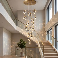 Luminaire suspendu en métal doré personnalisé pour la décoration résidentielle, luminaire moderne en cristal LED pour villa, escalier