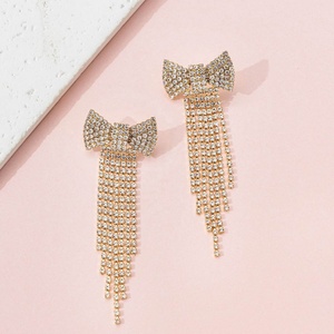 Pendientes Largos con Diseño de Mariposa Estilo Coreano, Borla, Diamantes de Imitación y Cadena de Garra, Estilo Europeo Americano - Product Image 3