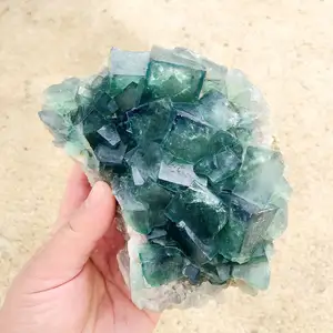 Toptan doğal kaba kuvars taş mineral örneği şifa ham kristal yeşil florit küme