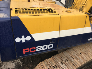 Excavatrice Komatsu PC130 d'occasion, fabriquée aux États-Unis, moteur Cummins, 29 tonnes, capacité de la benne de 1,7 m, puissance de 136 kW, parfaitement fonctionnelle - Product Image 3