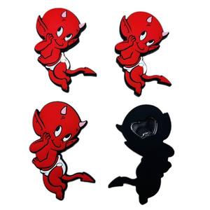 Nuevo abrebotellas de silicona multifuncional de dibujos animados, utensilio de goma suave de PVC con pegatina para refrigerador para apertura de cerveza - Product Image 4