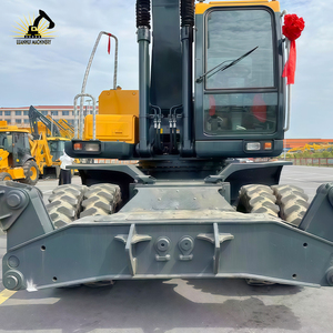 Excavatrice d'occasion DOOSAN DX140 durable et silencieuse pour des travaux de rénovation communautaire fiables, la pose de pipelines et les travaux d'excavation à petite échelle - Product Image 2