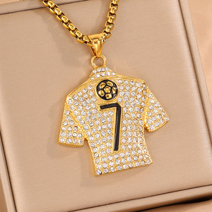 Collier personnalisé maillot <span class=keywords><strong>de</strong></span> <span class=keywords><strong>foot</strong></span> souvenir, pendentif sur mesure n°7 10, bijou <span class=keywords><strong>de</strong></span> football étanche en acier inoxydable plaqué or - Product Image 6