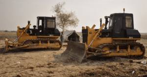 بلدوزر هيدروليكي صيني الصنع لنقل التربة، 13 طن، شفرة 3 متر مكعب، بلدوزر ثقيل SD13 كبير ذو جنزير مع شفرة محراث - Product Image 4