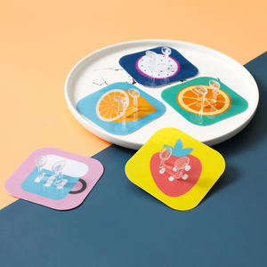 Ganchos decorativos al por mayor de fábrica, ganchos de dibujos animados de la serie Kiki, ganchos fuertes sin taladro para cocina y baño. - Product Image 5