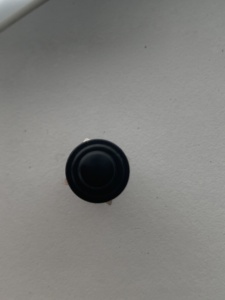 KAN-10 1NO 1A 36VDC ON-OFF 10.5mm Bouton poussoir avec micro-interrupteur à auto-bloquage, usine source chinoise - Product Image 2