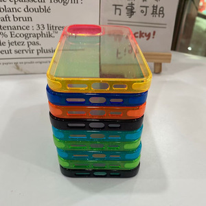 Coque <span class=keywords><strong>iPhone</strong></span> <span class=keywords><strong>13</strong></span> Mini Esthétique et Fine, Anti-jaunissement, Anti-rayures, Prise en Main Confortable, Commande en Gros Personnalisée, Prix de Gros - Product Image 1