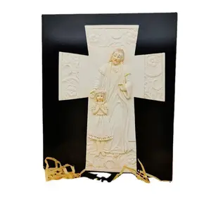 Factory direct selling Catholic sacred antique Jesus baptism creative hanging board resin crafts