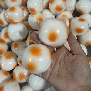 Pelota Sensorial de Lentejuelas con Forma de Pastel de Año Nuevo, Estilo TikTok, para Relajación y Ejercicio de Manos - Product Image 5