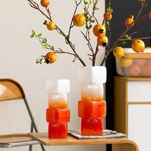 Vase à fleurs en verre hydroponique géométrique <span class=keywords><strong>carré</strong></span> dégradé de couleur rouge, violet, noir et bleu, ornements décoratifs en cubes empilé<span class=keywords><strong>s</strong></span> faits à la main - Product Image 2