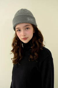 หมวกบีนนี่ผ้าฝ้าย100% นุ่มสีทึบหมวกหัวกะโหลกอบอุ่นในฤดูหนาวสำหรับผู้ใหญ่การเดินทางกลางแจ้งและใช้ในชีวิตประจำวัน - Product Image 2