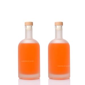 Bouteilles en verre carrées de 750ml du fabricant avec couvercles en liège vides tailles de 500ml <span class=keywords><strong>700ml</strong></span> 1000ml pour alcools de <span class=keywords><strong>gin</strong></span> whisky rhum vodka - Product Image 3
