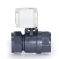 Vanne en PVC de contrôle d'actionneur électrique IP67 CE DN15 BSP RS485 Communication MODBUS 9600bps DC24V vanne à boisseau sphérique en plastique proportionnelle