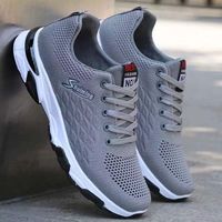 Livraison directe du fabricant Nouvelles chaussures décontractées pour hommes printemps/été Chaussures confortables à semelle souple en maille respirante Chaussures à lacets