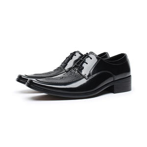 Zapatos de cuero británicos de nuevo estilo - zapatos formales de negocios con cordones y punta en pico de piel de vacuno para hombre - zapatos de hombre modernos - Product Image 4