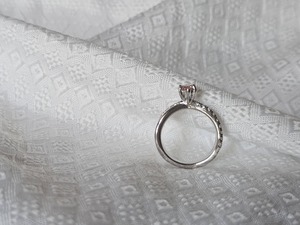 Anillo de Compromiso de Plata de Ley Personalizado con Diamante Rosa Corte Marquesa y Moissanita para Mujer, Anillo de Plata de Alta Calidad con Certificación IGI - Product Image 3