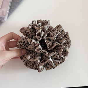 Coletero Elástico de Satén Coreano con Estampado de Leopardo para Mujer - Product Image 4