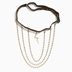 Chaîne de jambe élastique pour femme avec pendentif serpent, multicouche, ornée de cristaux et de strass, à pampilles, pour soirée, chaîne de corps tendance - Product Image 5