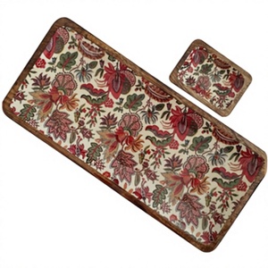 Plateau de service rectangulaire en bois massif émaillé à motif floral rouge avec coupelle à sauce pour fêtes et fruits secs - Product Image 4