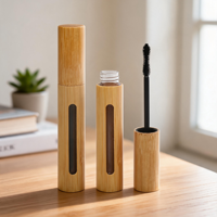 Tube de mascara vide rose mat givré de 10 ml avec brosse volumisante et logo brillant, idéal pour les trousses de maquillage, les sacs à main et les vanités