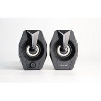 Penjualan cepat definisi tinggi suara B26 lemari plastik subwoofer speaker portabel lampu warna-warni RGB Speaker Mini