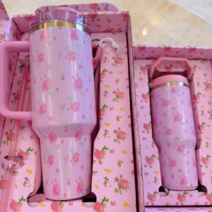 Bouteille d'Eau Isotherme en Acier Inoxydable de 40 OZ avec Paille, Coffret Cadeau Mug Thermique, Gobelet à Fleurs de Marque Stan - Product Image 5