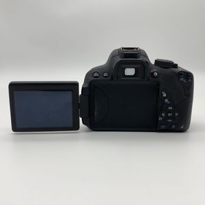 <span class=keywords><strong>กล้อง</strong></span> DSLR Canon <span class=keywords><strong>700D</strong></span> มือสอง, <span class=keywords><strong>กล้อง</strong></span>ดิจิตอล <span class=keywords><strong>700d</strong></span> ความละเอียด 18MP+1080p HD หน้าจอสัมผัส พร้อม Wi-Fi เหมาะสำหรับถ่ายภาพบุคคลและภาพทิวทัศน์ - Product Image 2