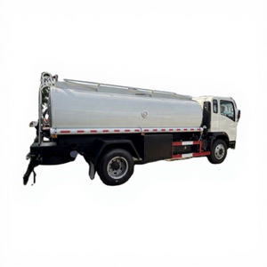 Camion-citerne mobile HOWO 2000/2500 gallons pour distribution de carburant, essence et diesel - Product Image 3