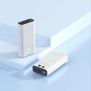 Cargador Portátil de 10000 mAh con Cable, Carga Rápida, Logotipo Personalizado, Regalo, PD20W para Uso en Exteriores, Precio de Fábrica - Product Image 6