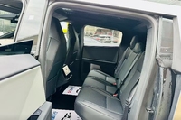 Tesla Cybertruck d'occasion 2026, pick-up 4x4, 5 places, 100% électrique, import parallèle, conduite à gauche, haute technologie, tout-terrain