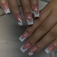 Ongles artificiels courts en acrylique faits à la main, dégradé arc-en-ciel, French manucure, fleur blanche 3D, coquillage, perle de poisson doré, décor