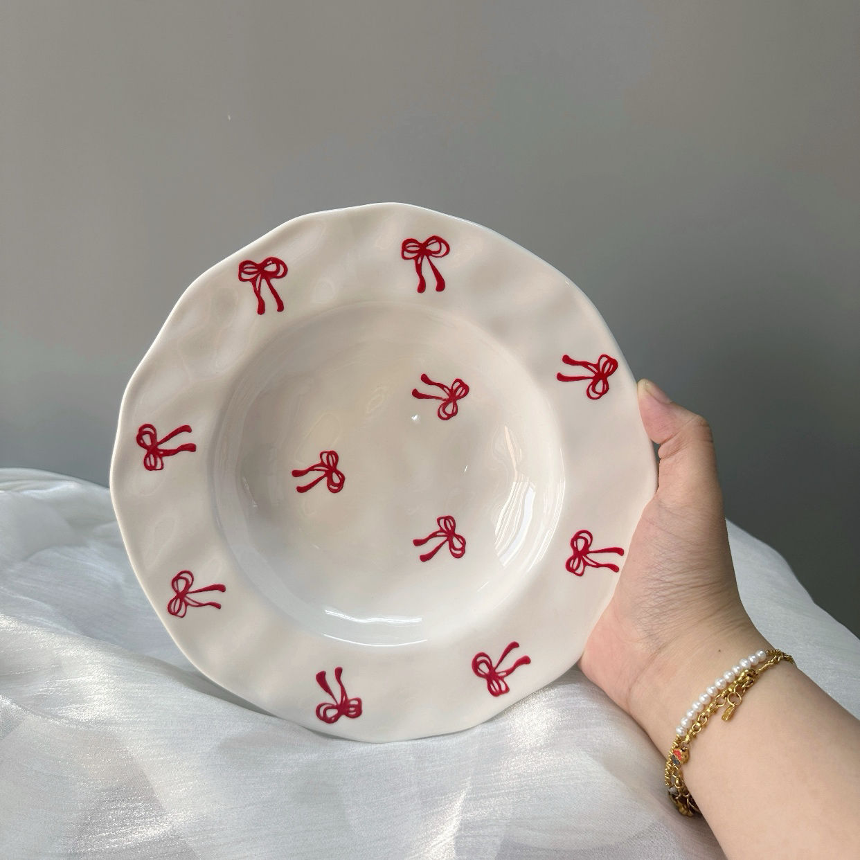 Noeud double ligne rouge