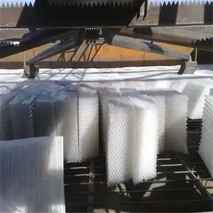 पीपी हेक्सागोनल छत्ते इच्छुक ट्यूब अवसादन टैंक इच्छुक प्लेट फिल्टर मीडिया पीने के पानी के उपचार फिल्टर मीडिया
