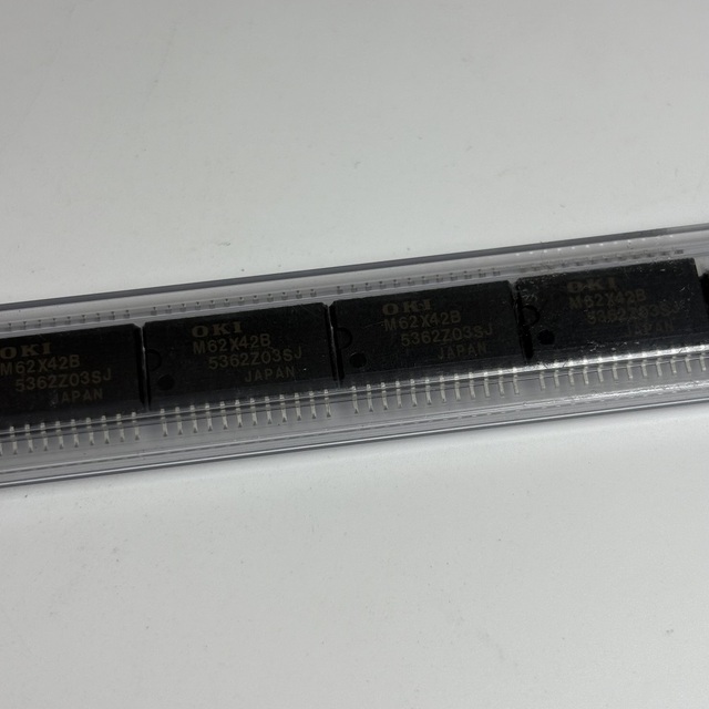 MSM62X42BGS Low Power SRAM Memory Chip for Embedded Data Storage Control Circuit