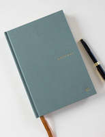 Vente en gros de carnets lignés A5 à couverture rigide en lin, reliés, à ouverture plate, avec porte-stylo et bords dorés