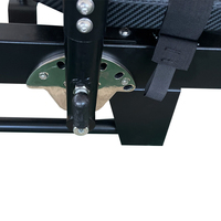 Machine de Pilates Reformer en acier durable pour usage commercial en salle de sport avec rail de roulement silencieux et cuir de couleur personnalisée