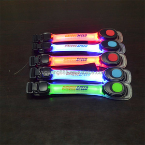 Đèn LED đeo tay điều chỉnh được, chống nước, phát sáng, sản phẩm mới 2024, vòng đeo tay an toàn khi chạy đêm - Product Image 6