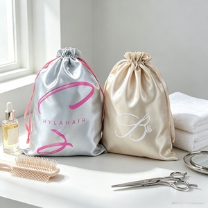 Pochettes personnalisées en satin bleu clair et or champagne avec cordon de serrage, imprimées du logo, pour emballage de perruques et de mèches, sacs de rangement anti-poussière en satin - Product Image 1